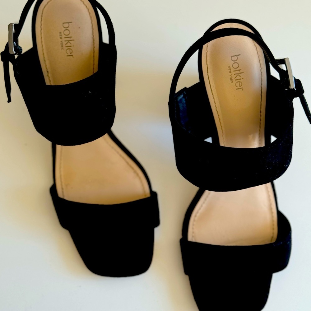 Botkier block heel black